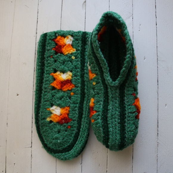 handmade crochet slippers - Picture 8 of 11